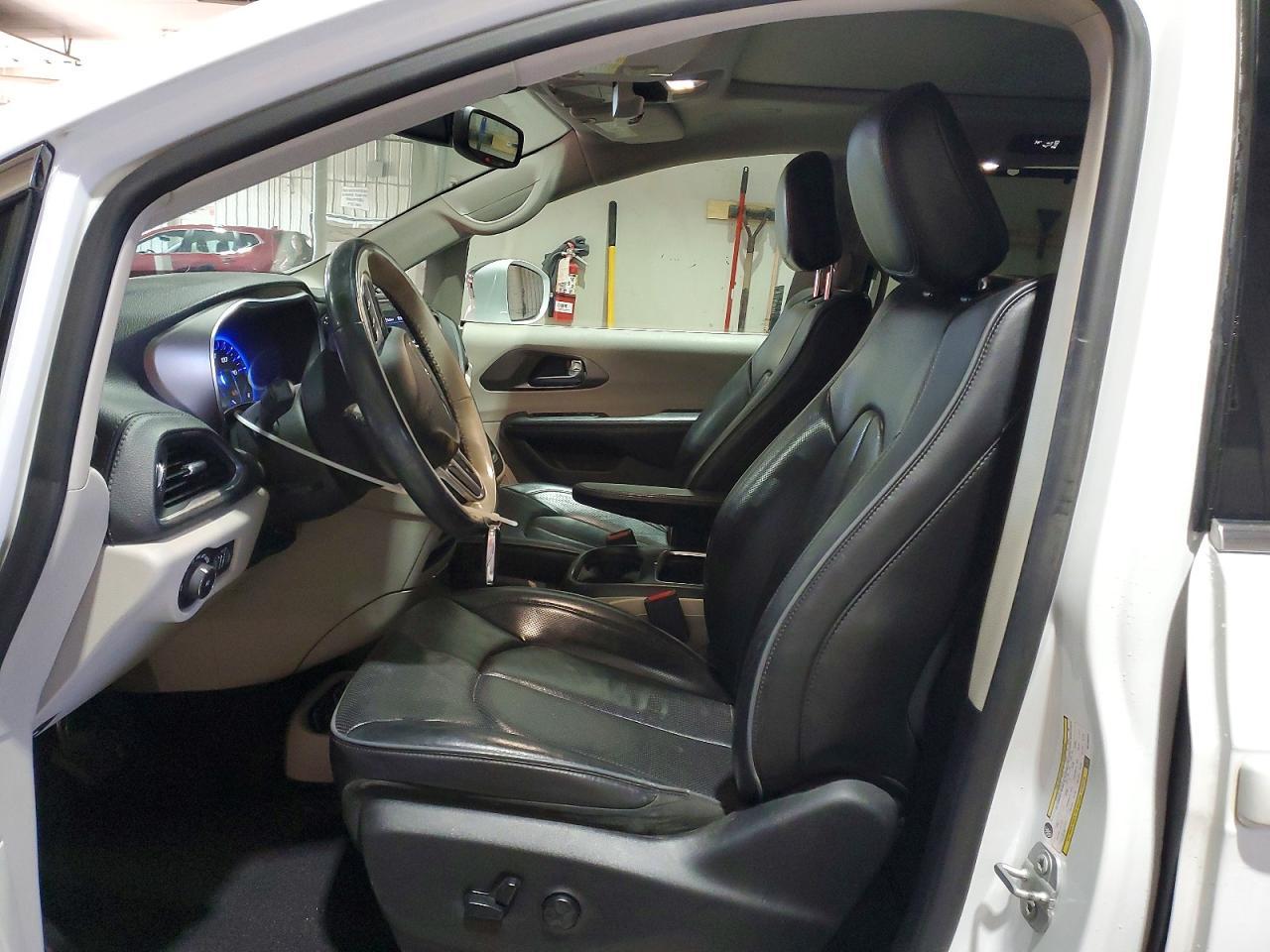 2019 Chrysler Pacifica Limited - Фото 7