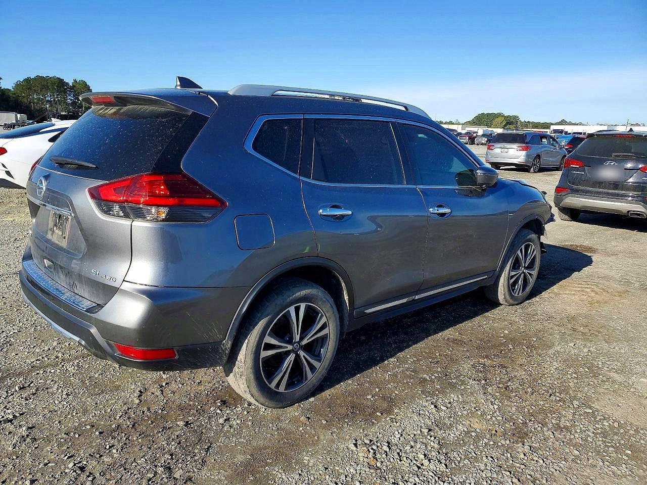 2017 Nissan Rogue Sl - Фото 3