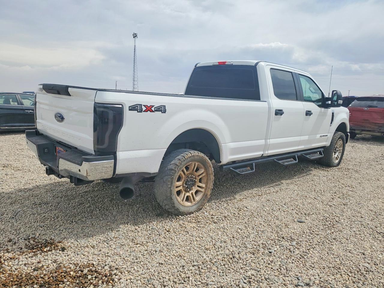 2017 Ford F250 Super Duty - Фото 3