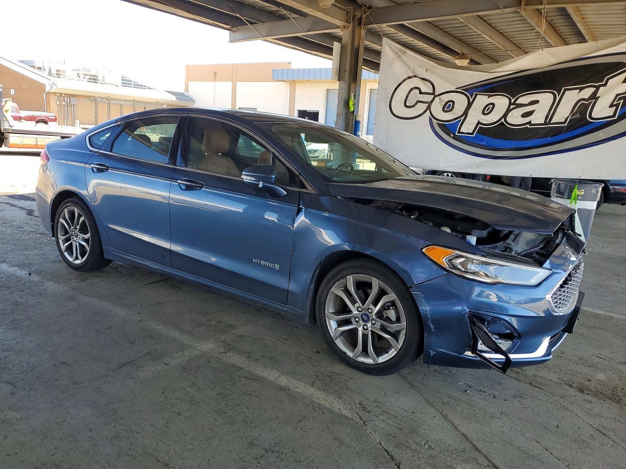 2019 Ford Fusion Titanium - Фото 4