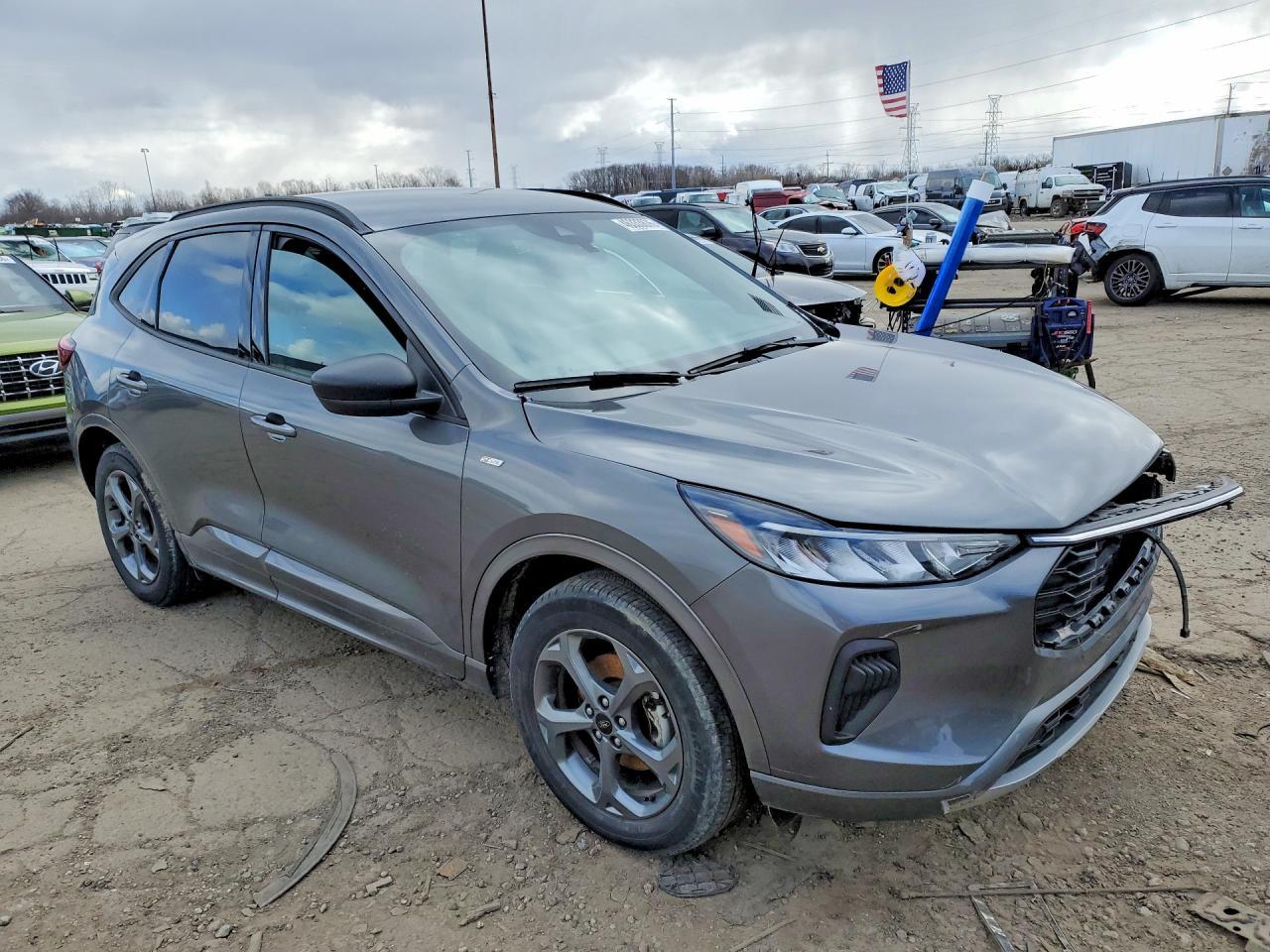 2023 Ford Escape St Line - Image 4