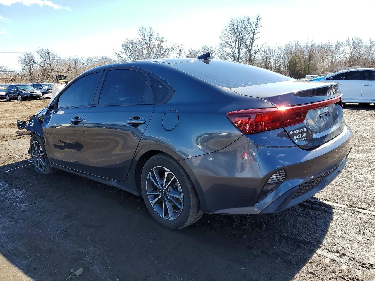 2024 Kia Forte Lxs - Image 2