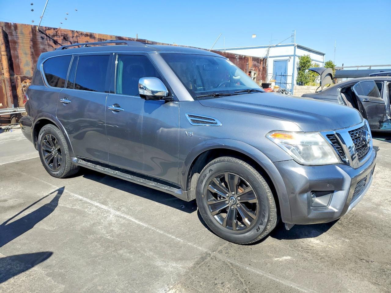 2017 Nissan Armada Platinum - Фото 4