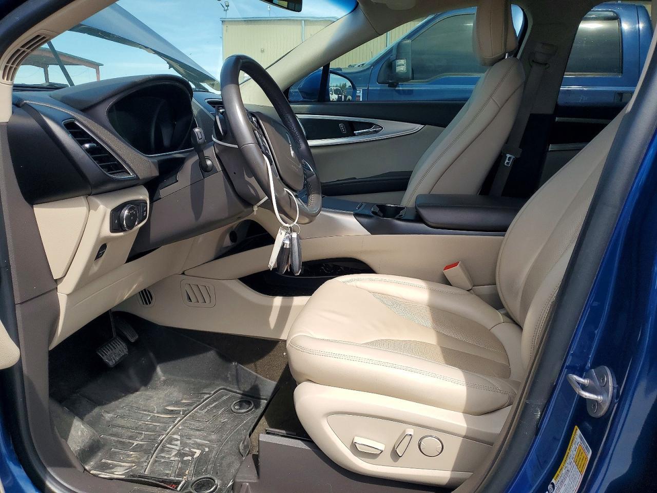 2020 Lincoln Nautilus - Image 7