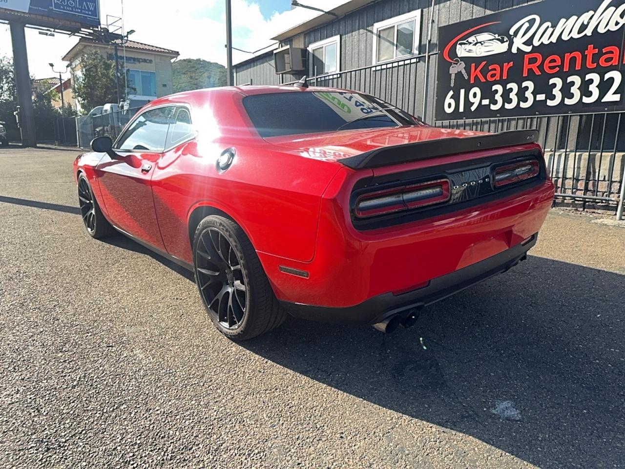 2015 Dodge Challenger R - Фото 3