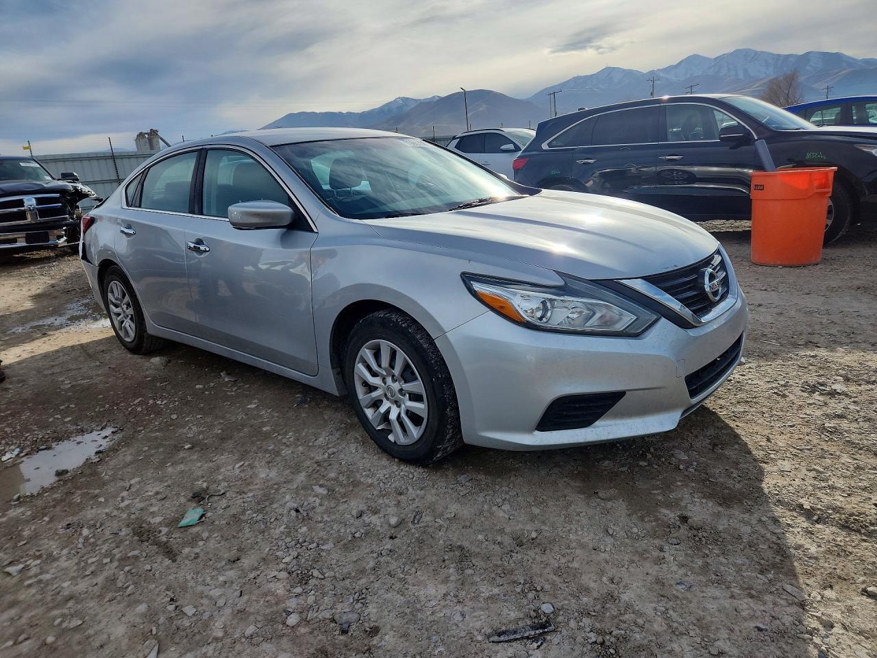 2016 Nissan Altima 2.5 S - Image 4