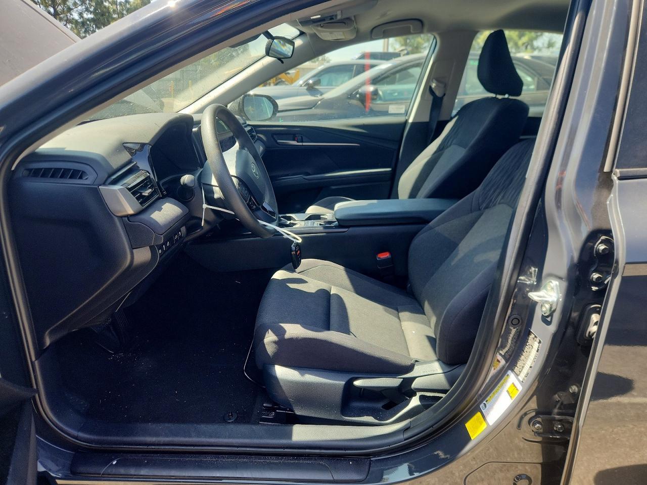 2025 Toyota Camry Le - Image 7