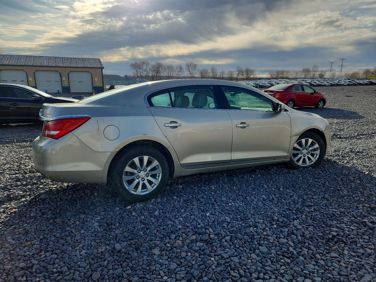 2015 Buick Lacrosse - Фото 3