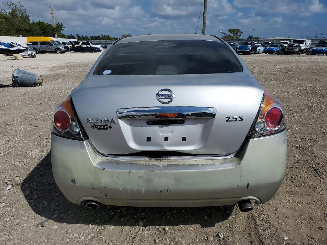 2012 Nissan Altima 2.5 - Фото 6