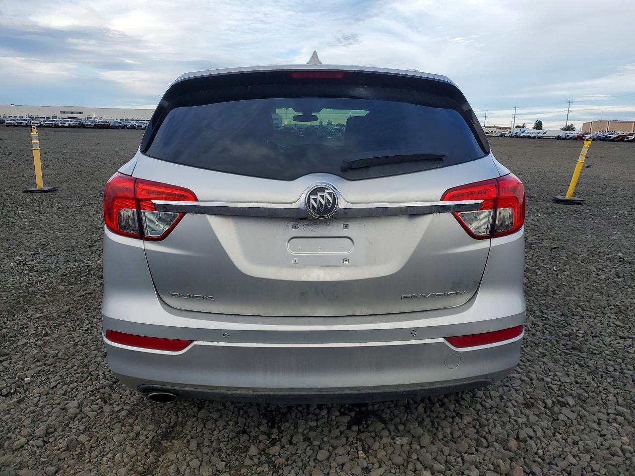 2017 Buick Envision Essence - Image 6