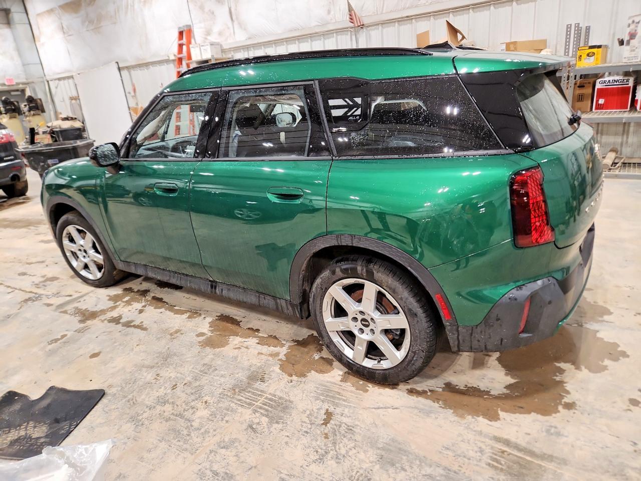 2025 Mini Countryman S All4 - Фото 2