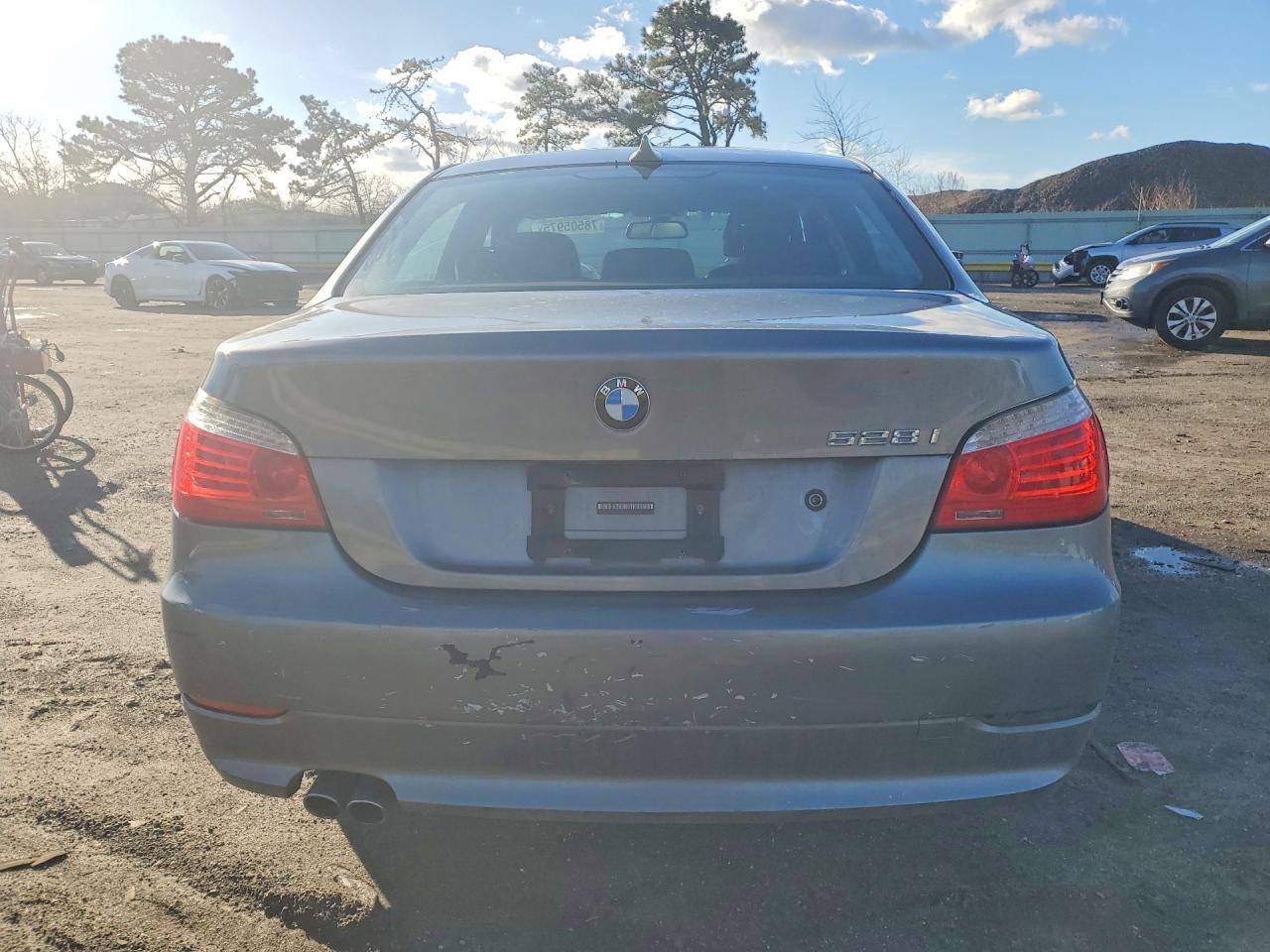 2009 BMW 528 Xi - Фото 6