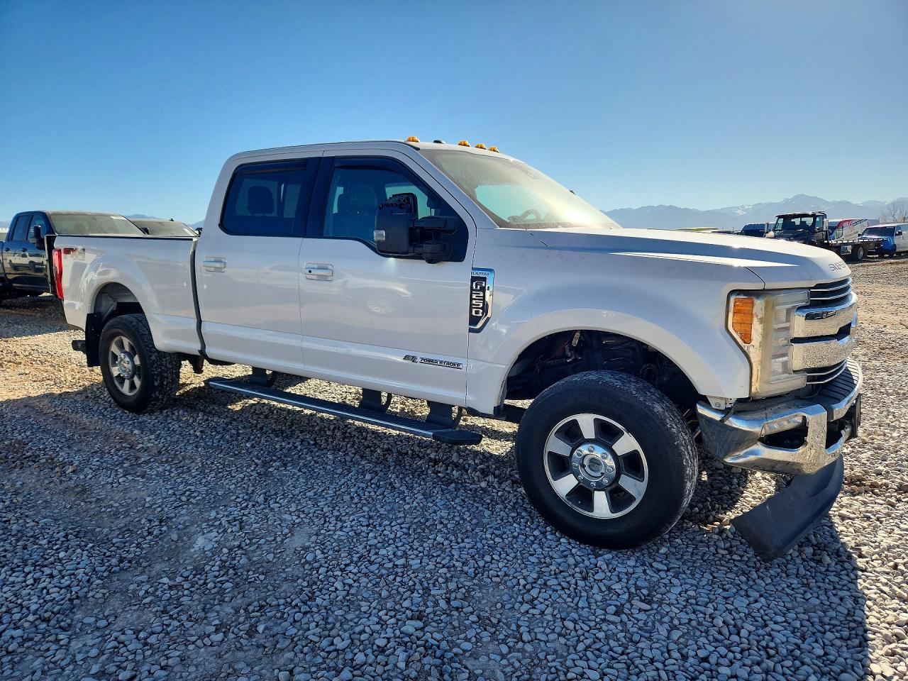 2017 Ford F250 Super Duty - Фото 4