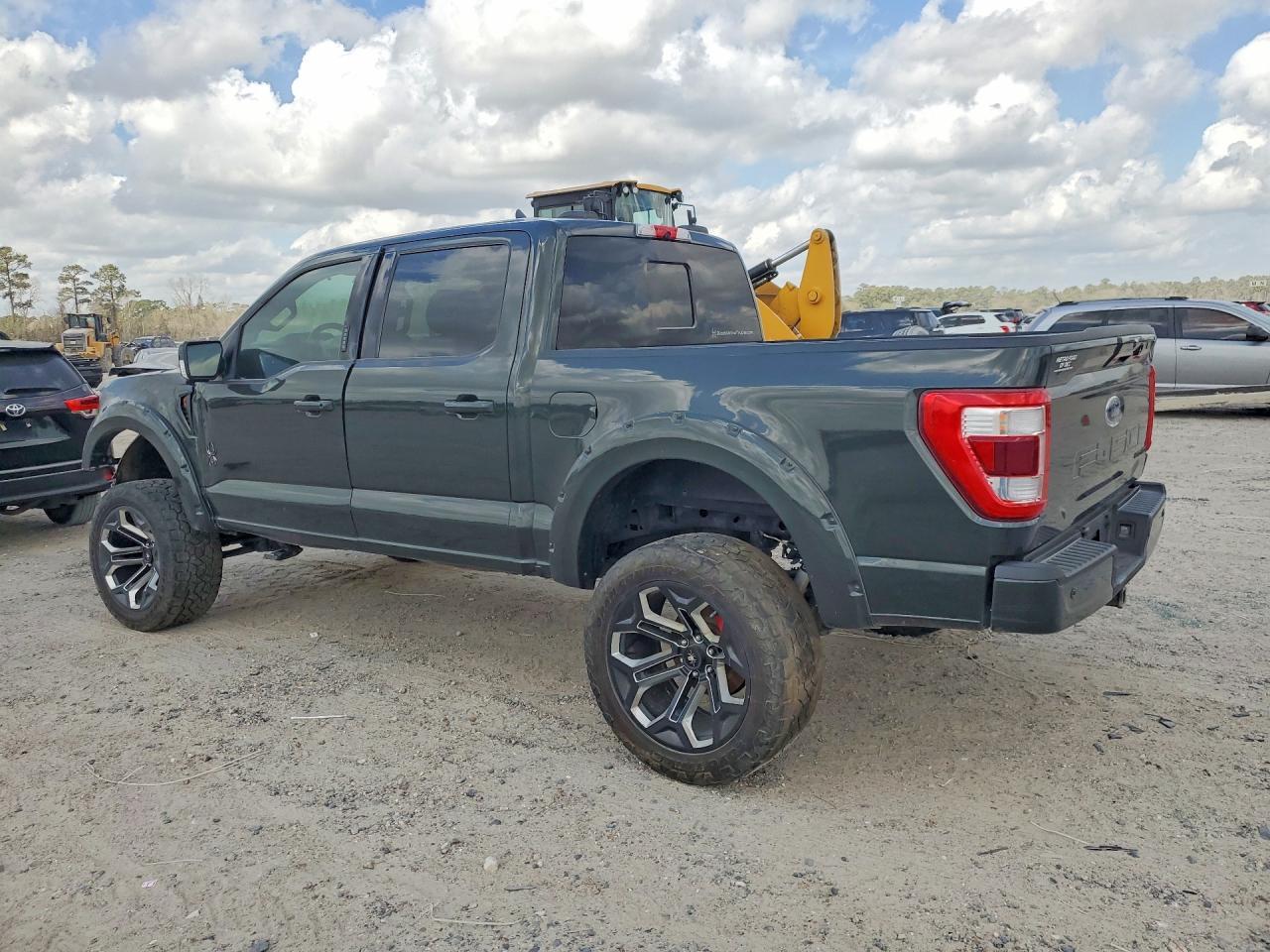 2022 Ford F150 Supercrew - Image 2