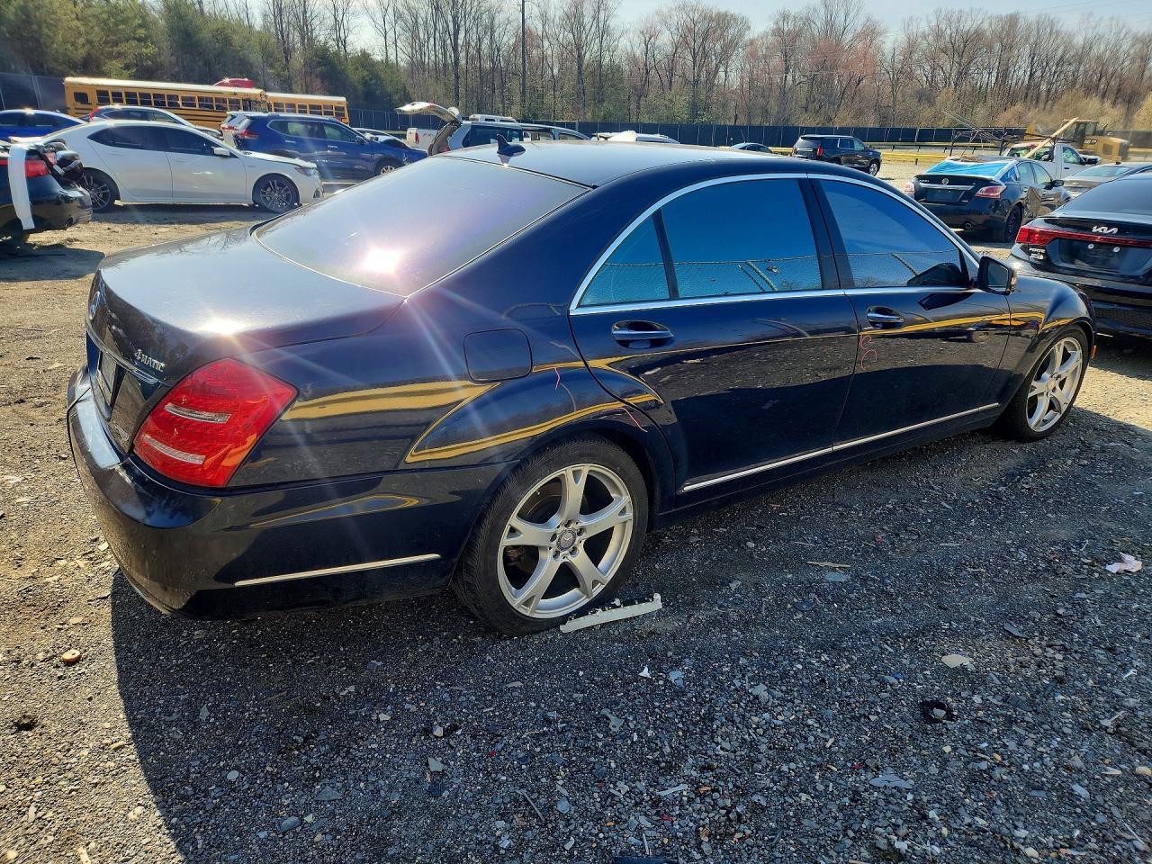 2013 Mercedes-Benz S 550 4Matic - Фото 3