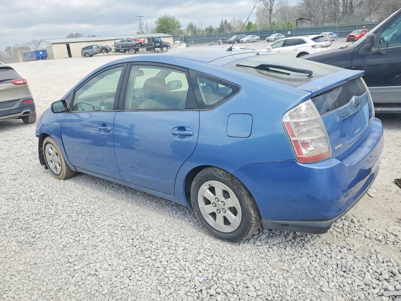 2007 Toyota Prius Base - Фото 2