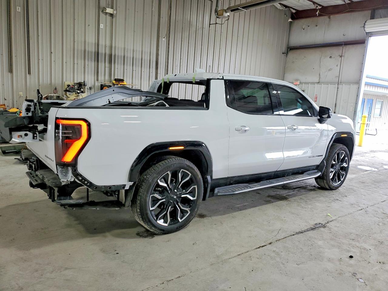 2025 GMC Sierra Denali - Фото 3
