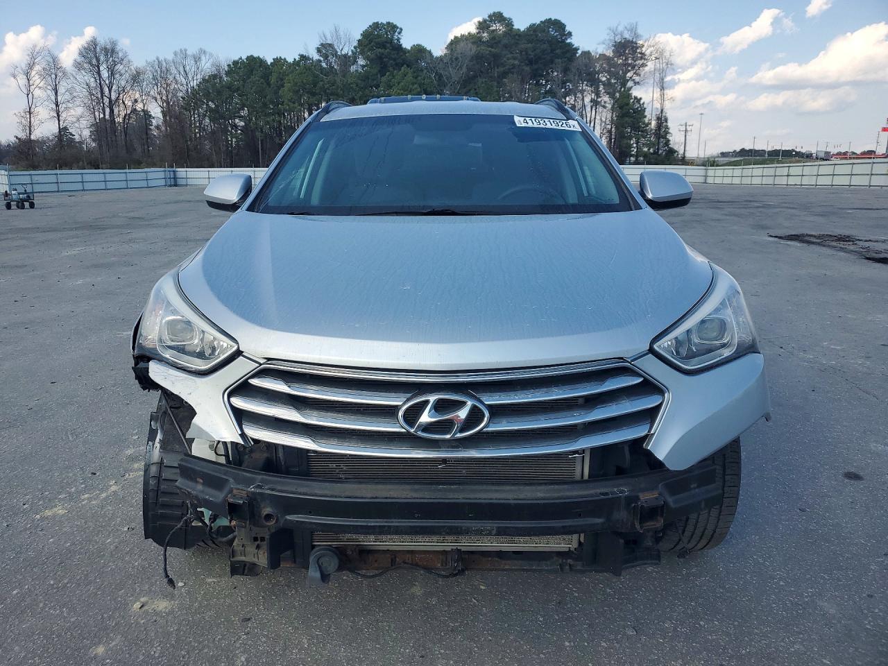 2016 Hyundai Santa Fe Se - Image 5