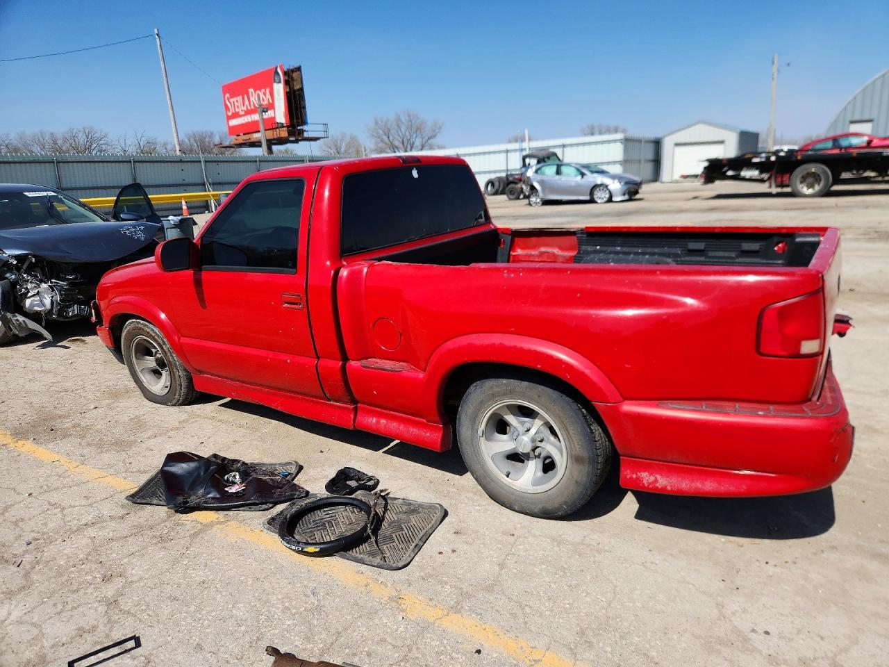1999 Chevrolet S Truck S10 - Image 2