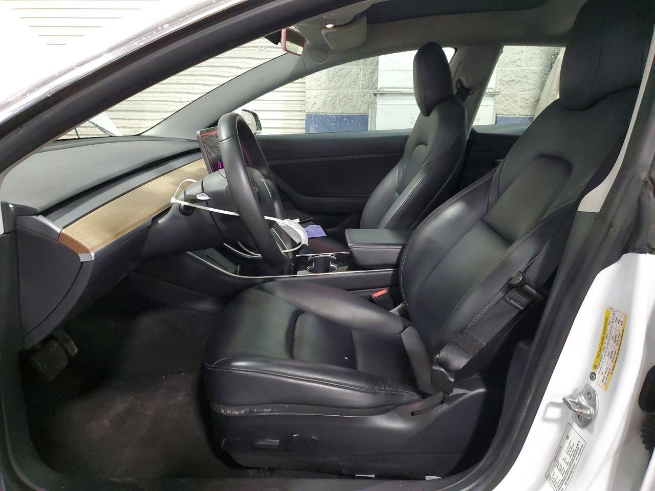 2020 Tesla Model 3 - Image 7