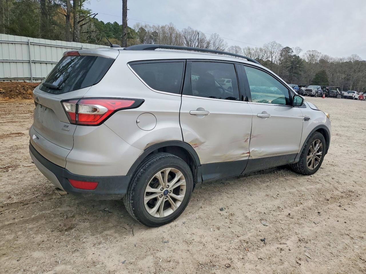 2017 Ford Escape Se - Image 3