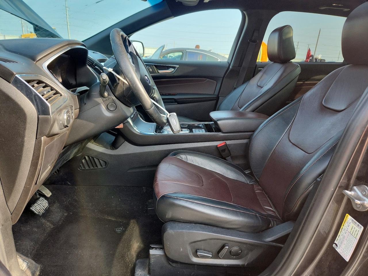 2020 Ford Edge Titanium - Фото 7