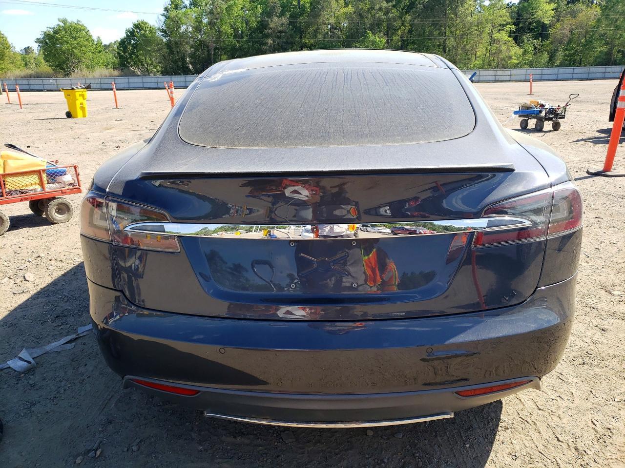 2015 Tesla Model S P85D - Фото 6