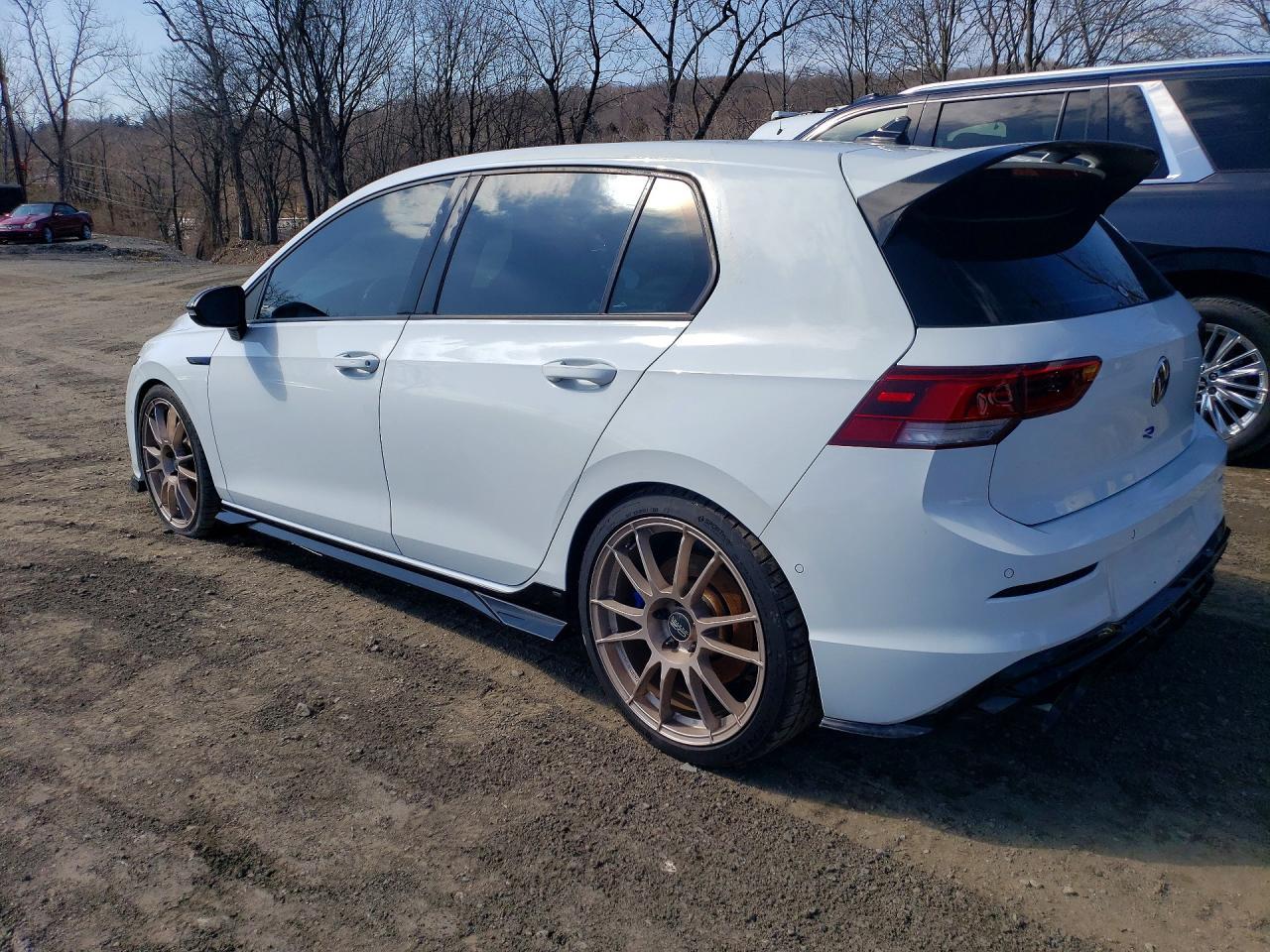 2022 Volkswagen Golf R - Фото 2