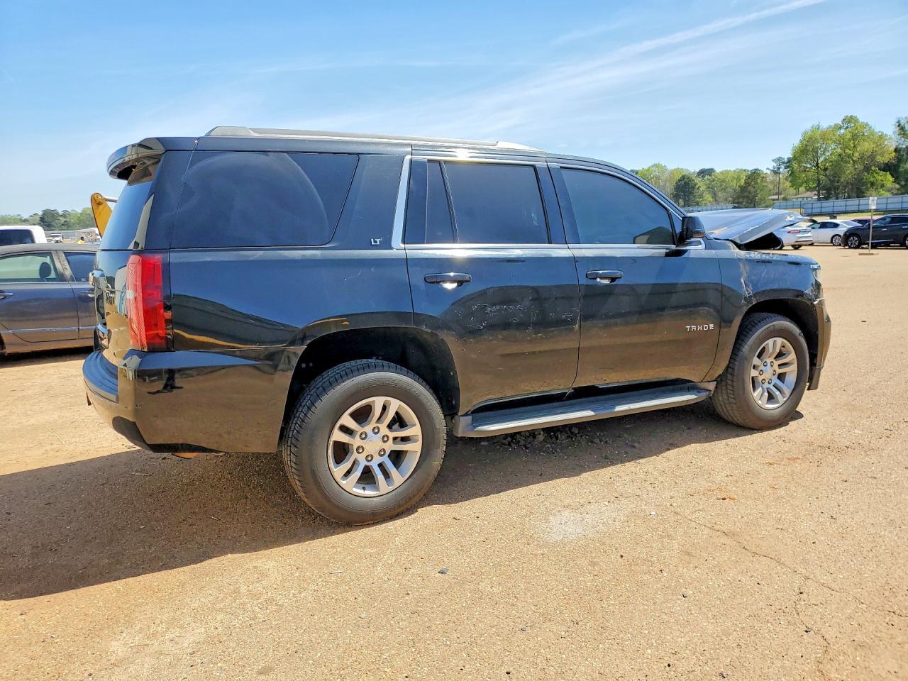 2016 Chevrolet Tahoe C1500 Lt - Image 3