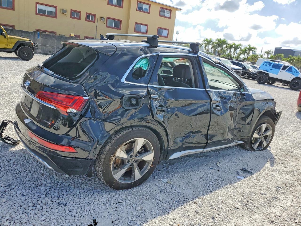 2023 Audi Q5 Premium 40 - Фото 3