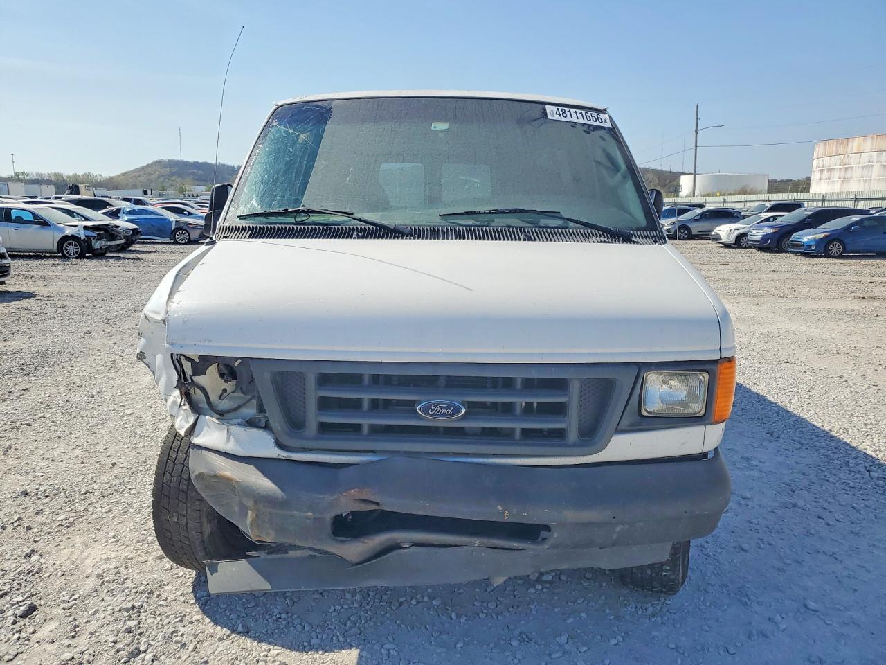 2003 Ford Econoline E250 Van - Фото 5