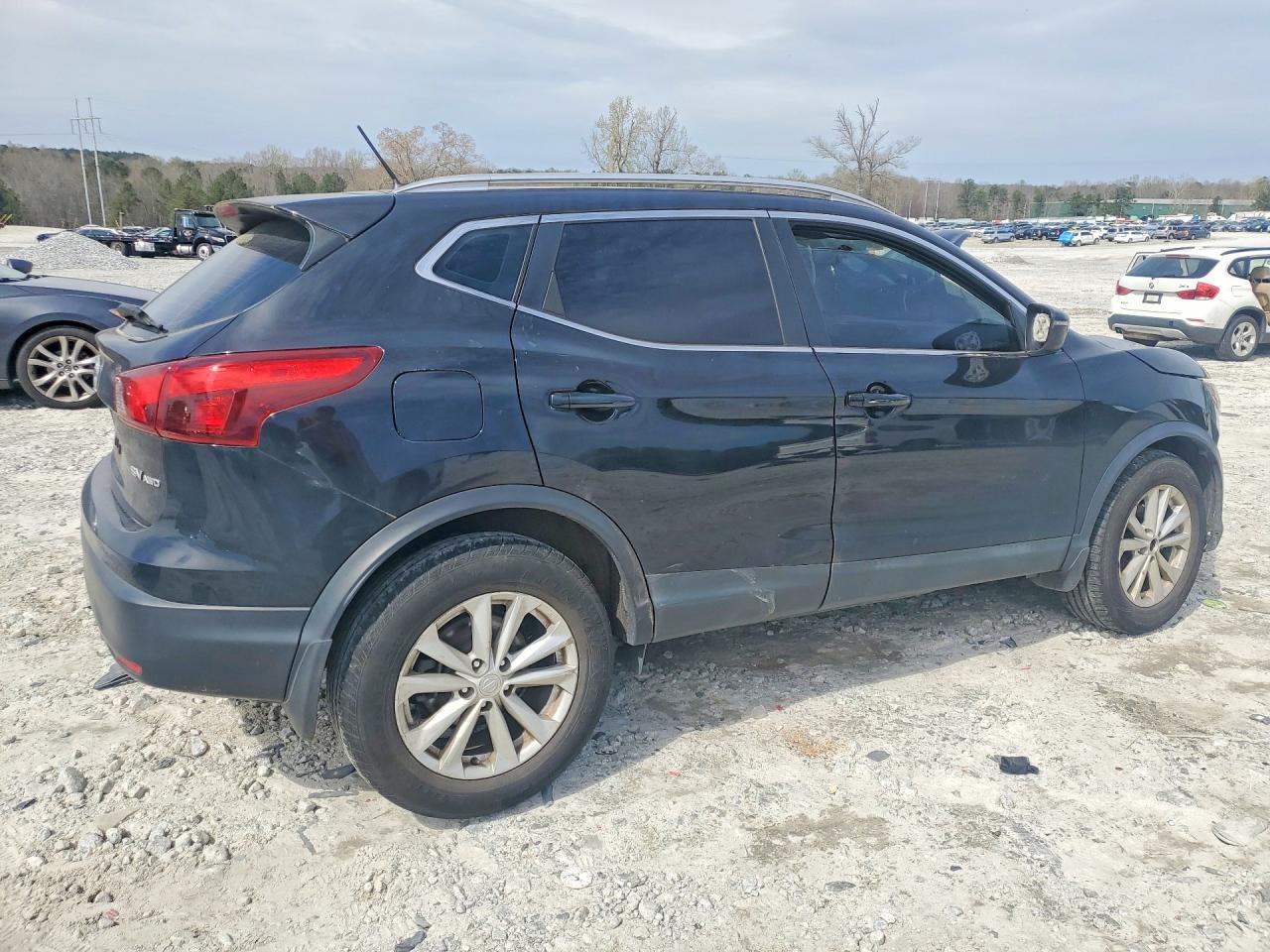 2017 Nissan Rogue Sport Sv - Фото 3