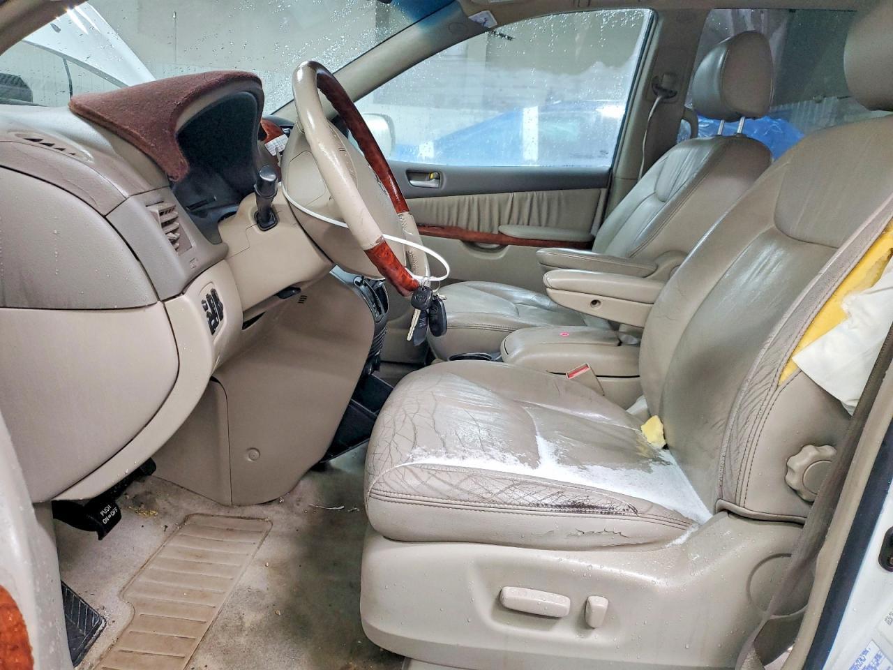 2004 Toyota Sienna Xle Limited 7 Passenger - Image 7