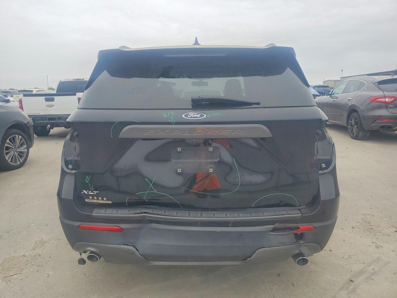 2022 Ford Explorer Xlt - Image 6