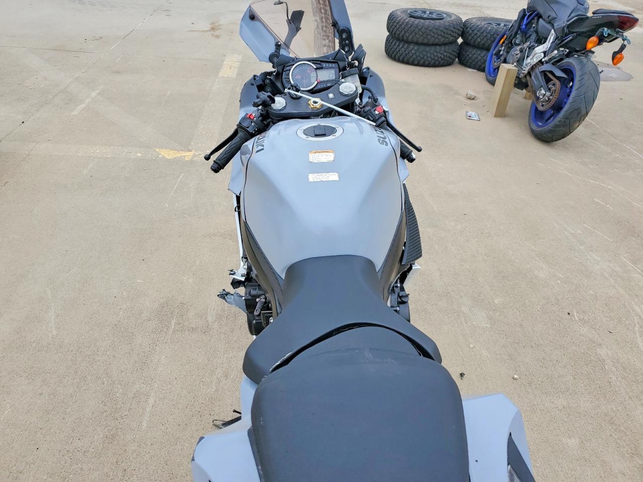 2022 Suzuki Gsx-R600 - Фото 6