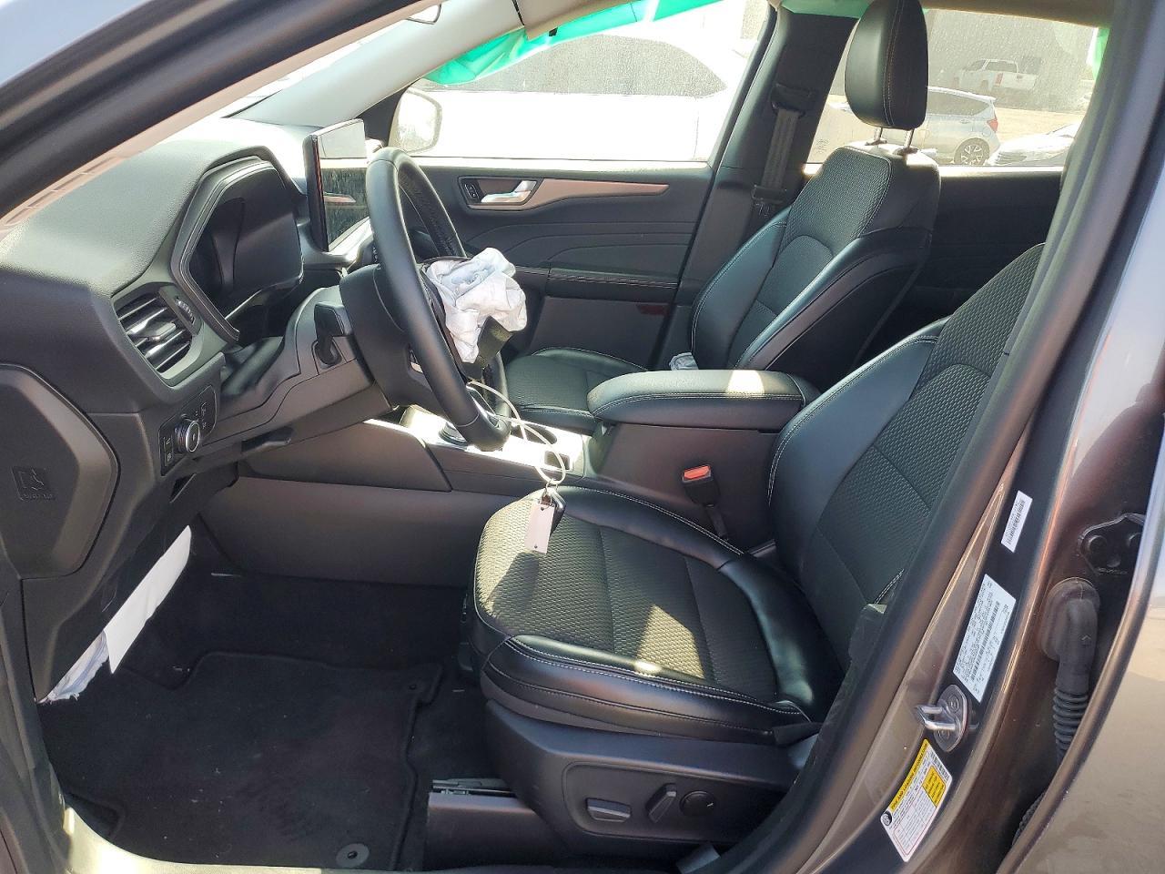 2024 Ford Escape Phev - Image 7