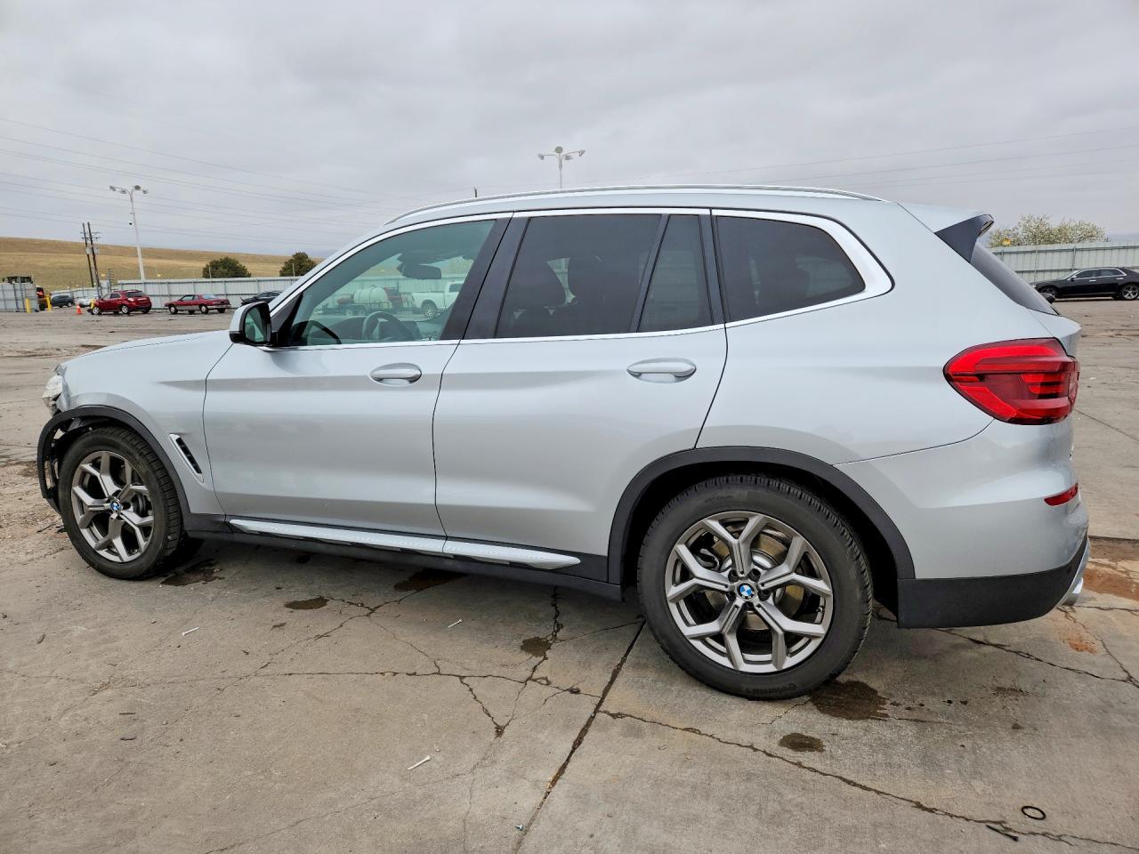 2021 BMW X3 xDrive30I - Фото 2