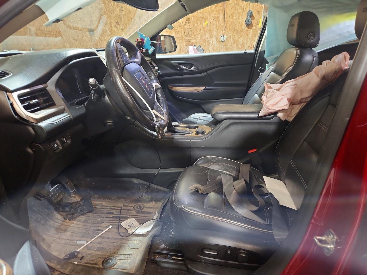 2019 GMC Acadia Denali - Image 7