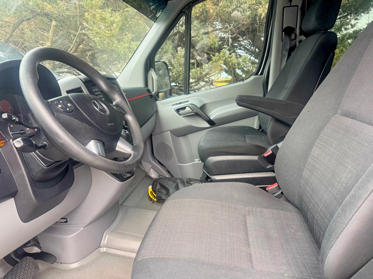 2015 Mercedes-Benz Sprinter 2500 - Image 3