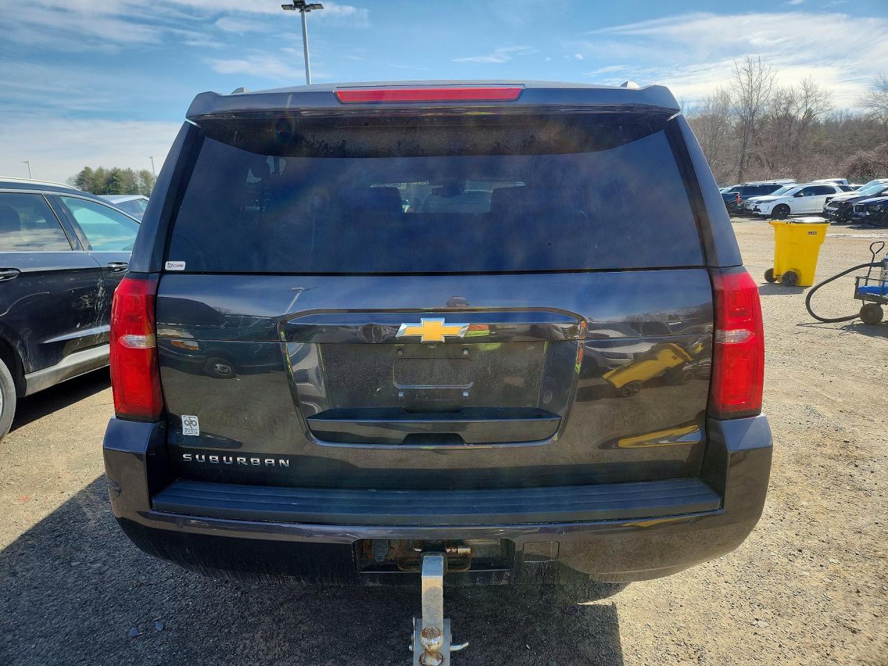 2017 Chevrolet Suburban K1500 Lt - Image 6