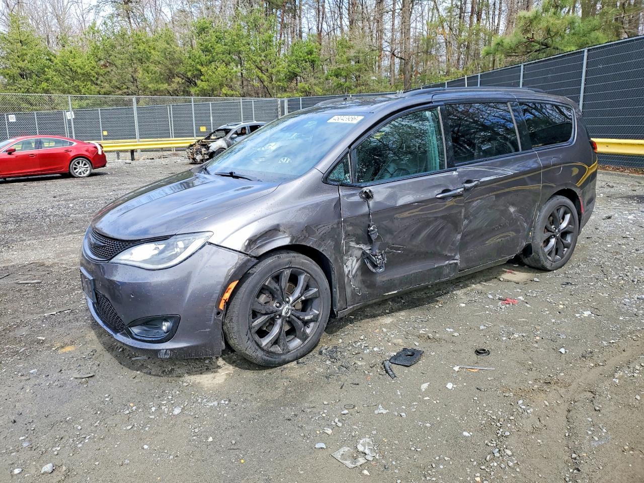 2018 Chrysler Pacifica Touring L Plus