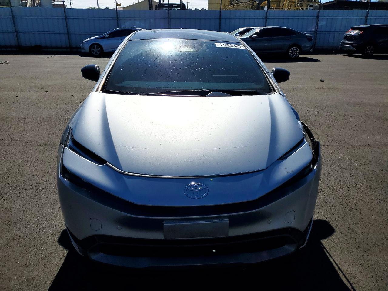 2024 Toyota Prius Xle - Фото 5