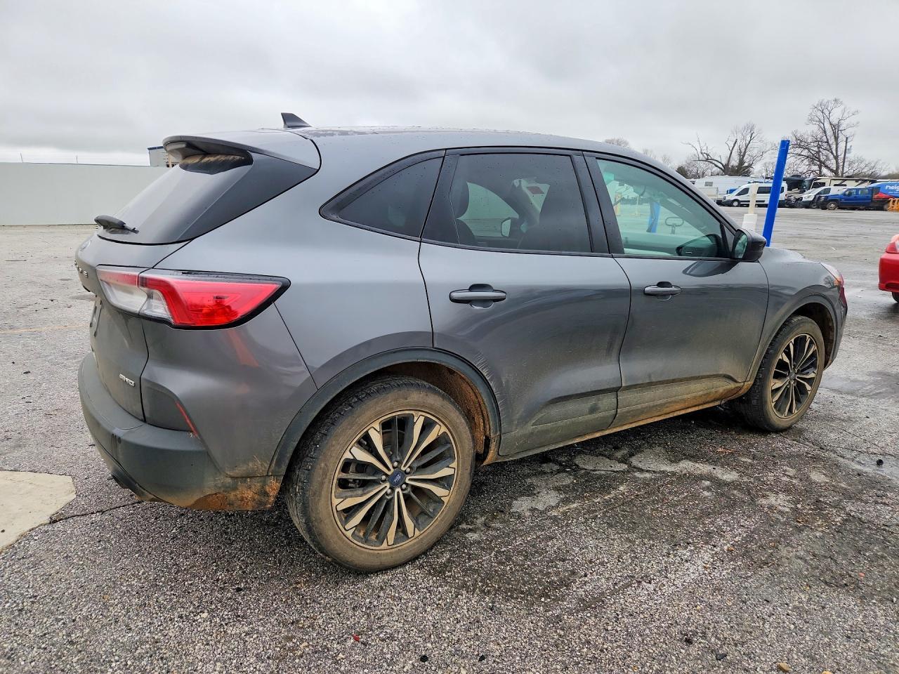 2022 Ford Escape Se - Фото 3