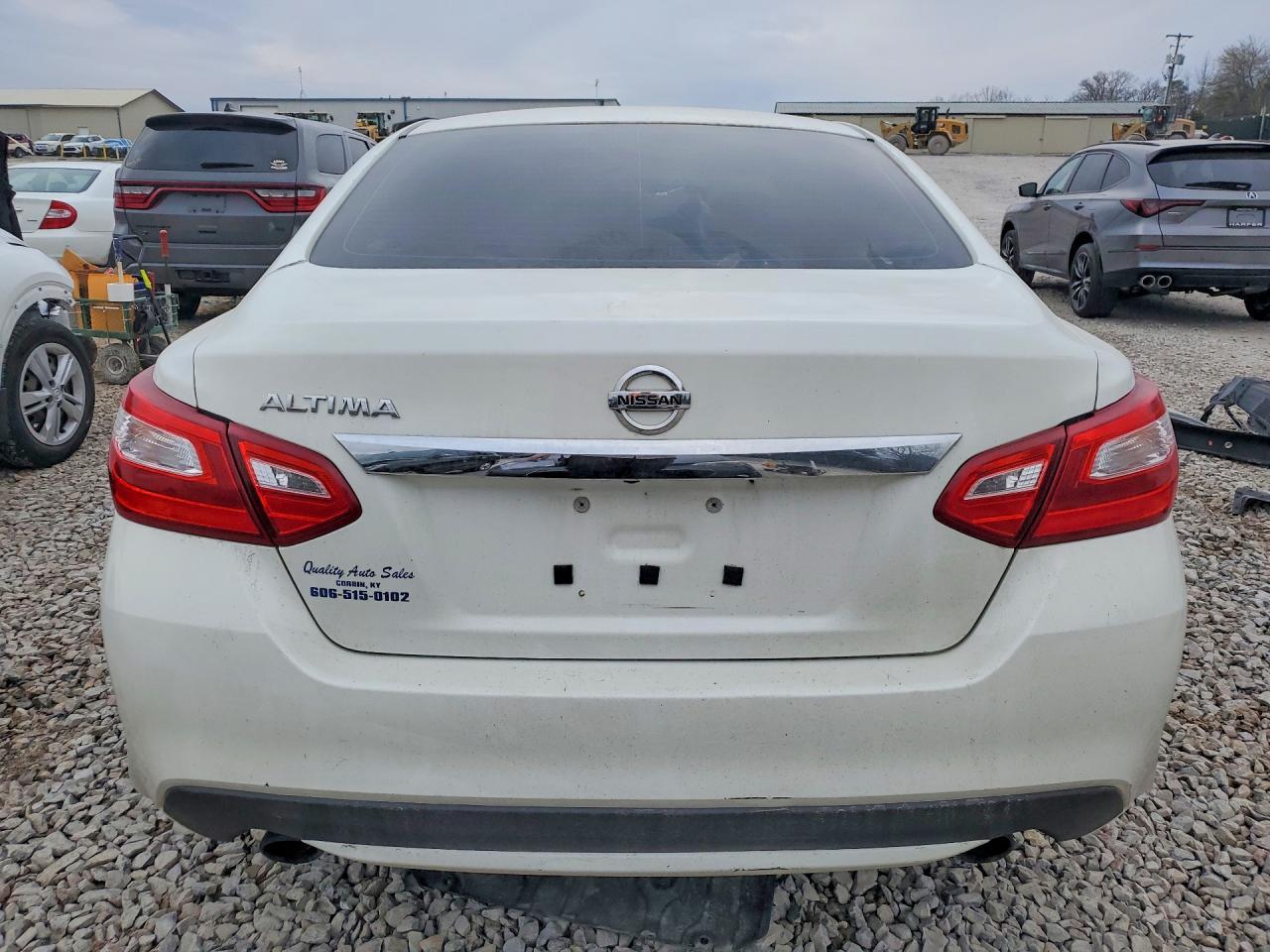 2016 Nissan Altima - Фото 6