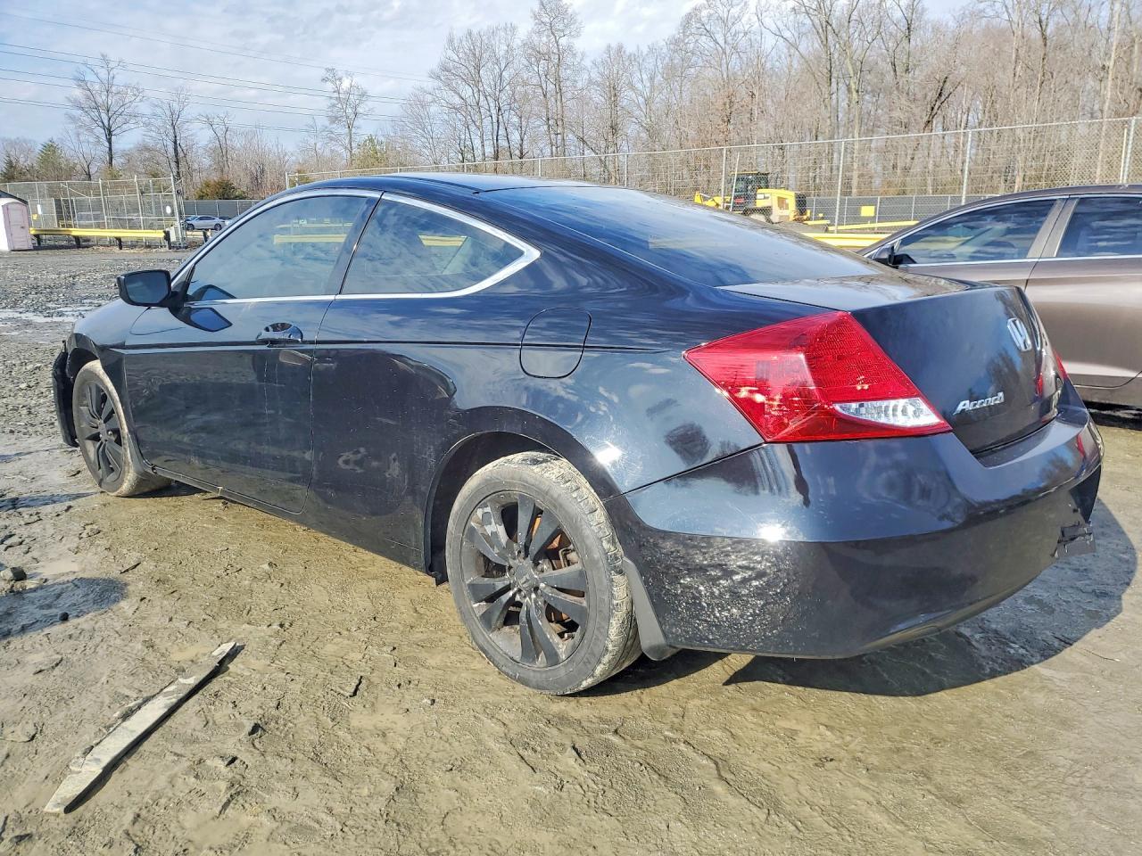 2011 Honda Accord Ex - Фото 2