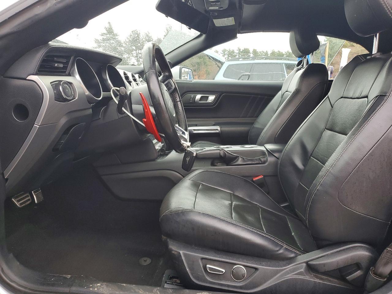 2019 Ford Mustang - Image 7
