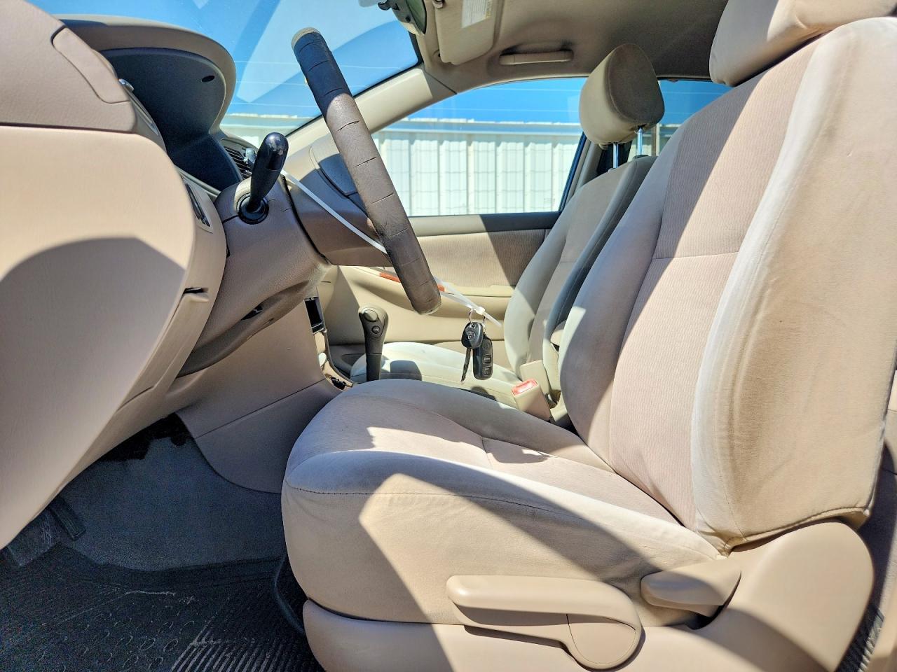 2008 Toyota Corolla Le - Image 7