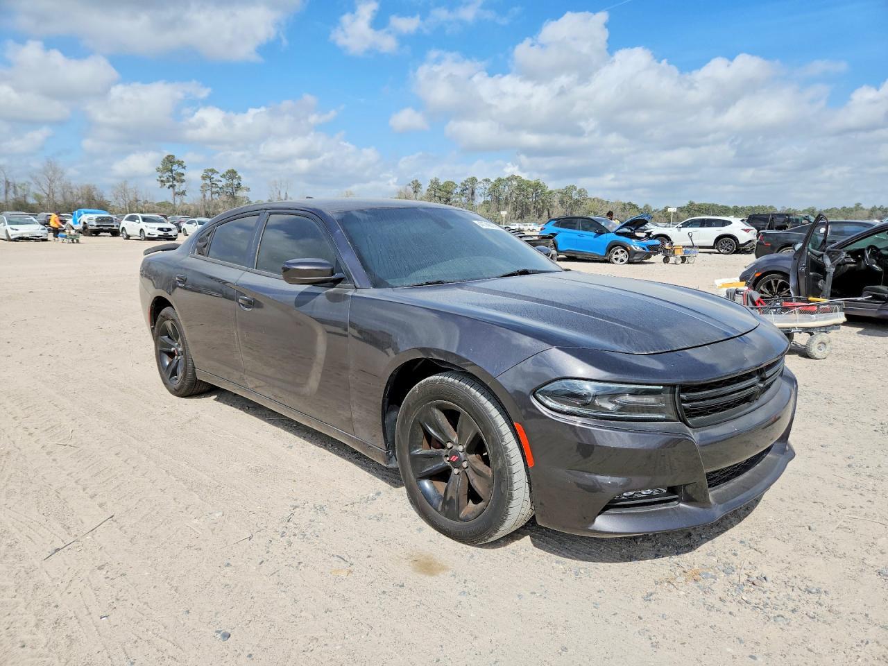 2017 Dodge Charger Sxt - Фото 4