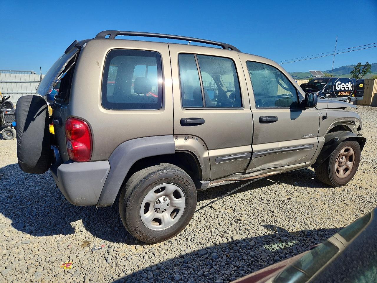 2004 Jeep Liberty Sport - Фото 3