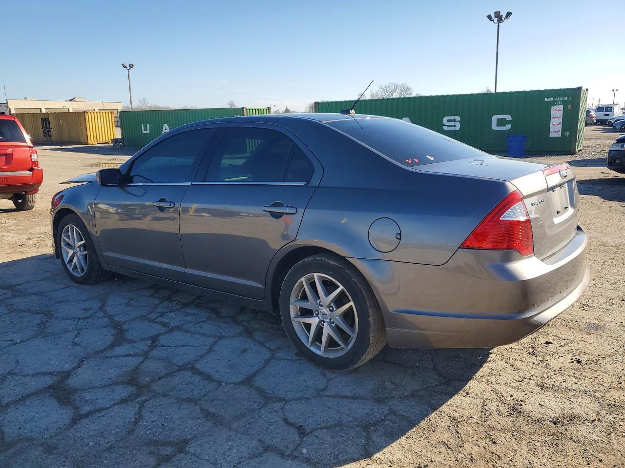 2012 Ford Fusion Se - Фото 2